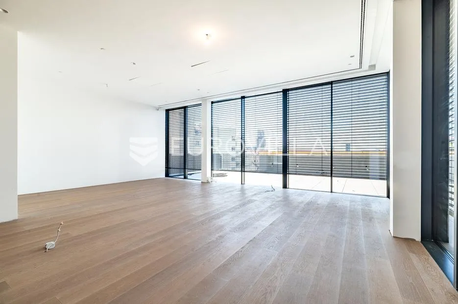 luksuzan trosoban dvoetažan penthouse u kaptol centru - slika 4