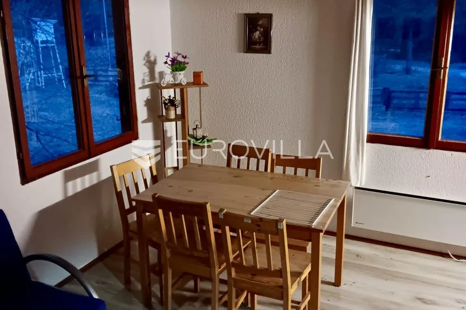 plitvička jezera, rudanovac, iimanje s tri objekta i bazenom u blizini nacionalnog parka - slika 12