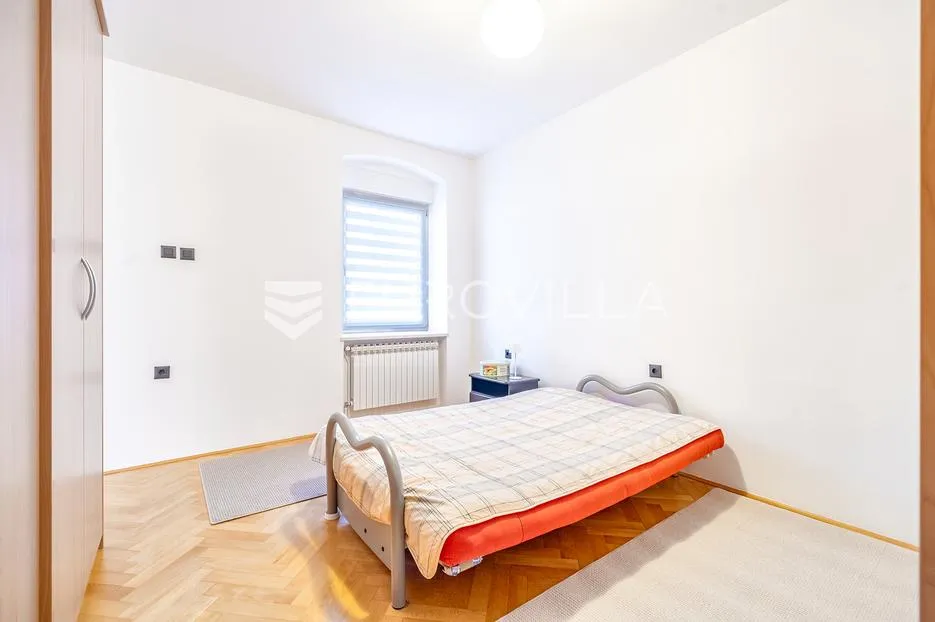 zagreb, centar, prekrasan dvosoban stan 65 m² - slika 6