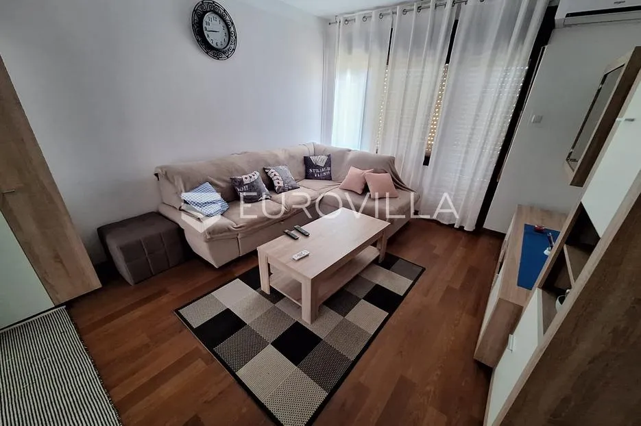 slunj, taborište, kuća 440 m², 3 stana, gospodarska zgrada, mirna lokacija - slika 2