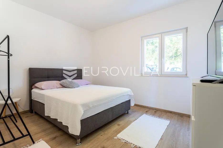 kaštel novi, rudine, trosoban stan površine 112 m² s pogledom na more - slika 13