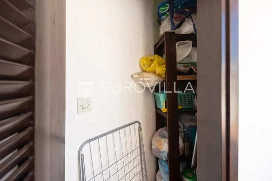 istra, barbariga, elegantan i svijetao stan 44 m² s dvije velike terase na 1. katu - slika 14