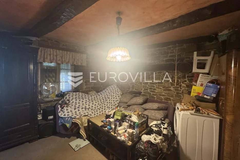 istra, gržani, kuća u nizu, štala s pogledom na butonigu, zemljište - slika 6