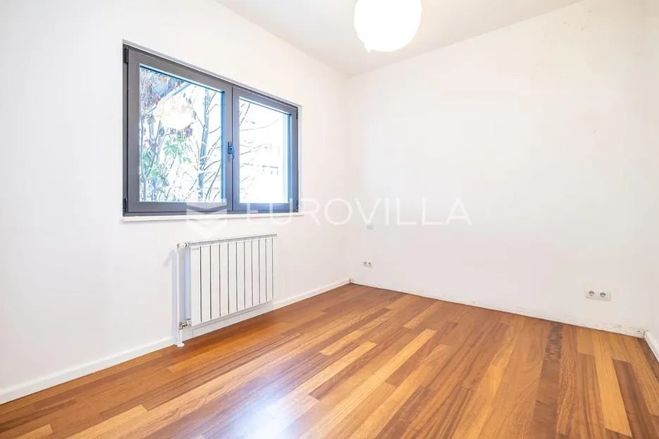 zagreb, perjavica prekrasan trosoban stan 66 m² parking - slika 5