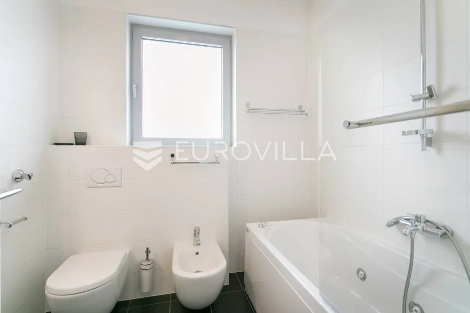 babonićeva, luksuzan peterosoban penthouse nkp 190 m2 - slika 11