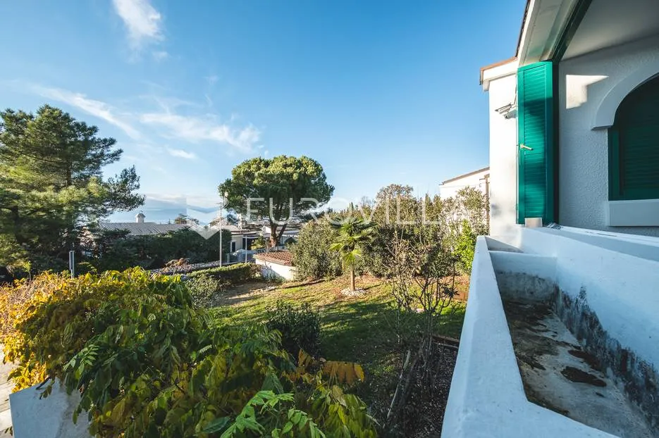 otok krk, njivice, prekrasna kuća s pogledom na more nkp 244 m2 - slika 9