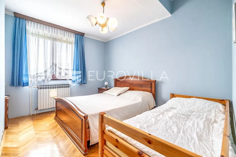 zagreb, lučko, odlična kuća 400 m² na zemljištu od 1740 m² - slika 11