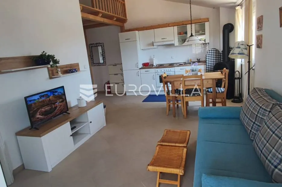 pomer, dvosoban stan 45 m2, pogled na more - slika 2