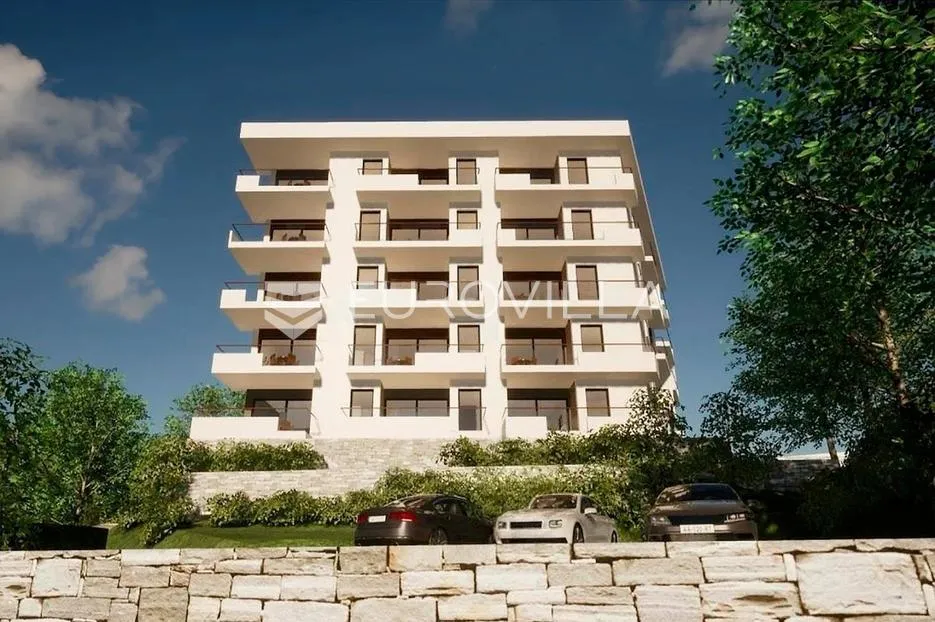 Rijeka, Zamet, NOVOGRADNJA, trosoban stan 80.17 m², lift, pogled na more