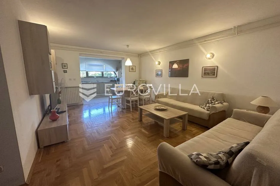 štinjan, prekrasna kuća u nizu s vrtom i pogledom more 300 m² - slika 7