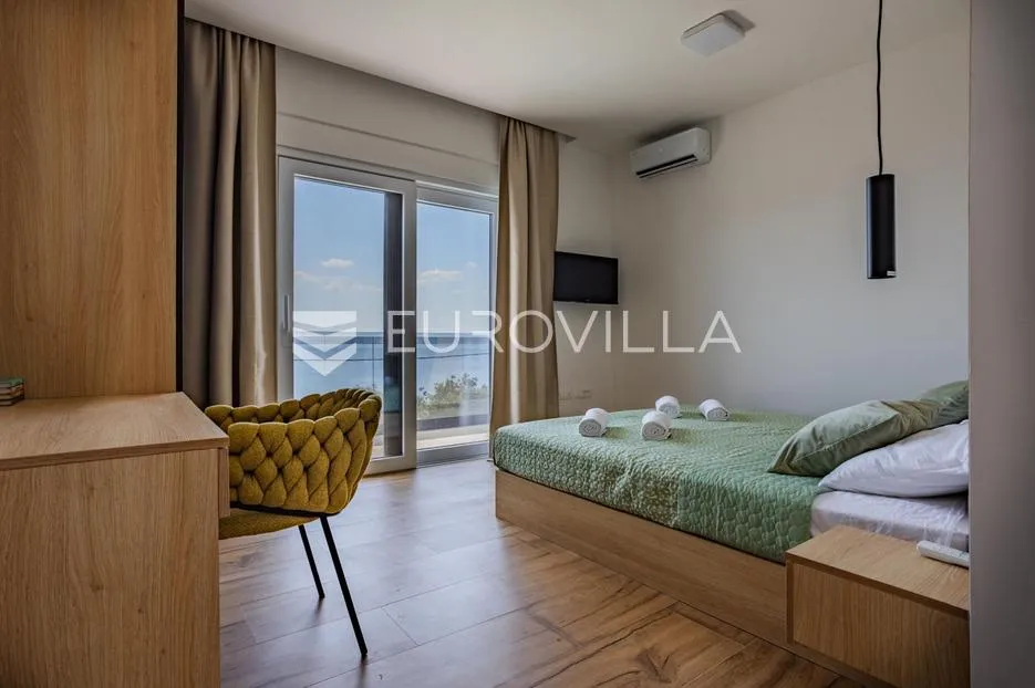 zadar, maslenica, luksuzna villa kraj mora - slika 17