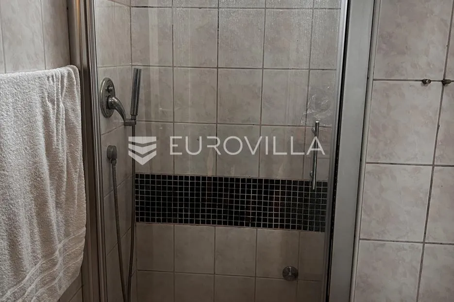 istra, rovinj, jednosoban stan nkp 47m2 u prizemlju zgrade - slika 14