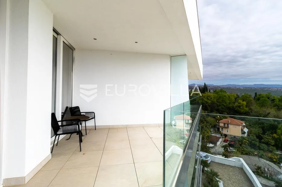 opatija, volosko, luksuzan penthaus 267 m², krovna terasa s jacuzzijem - slika 39
