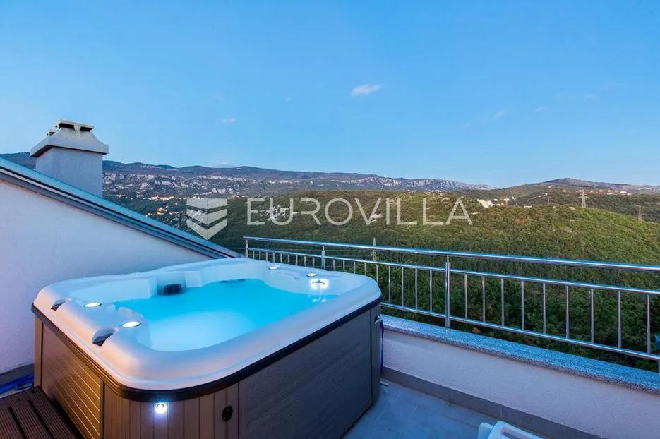 crikvenica, eksluzivni četverosobni penthouse neto korisne površine od 145 m² s parkingom - slika 18
