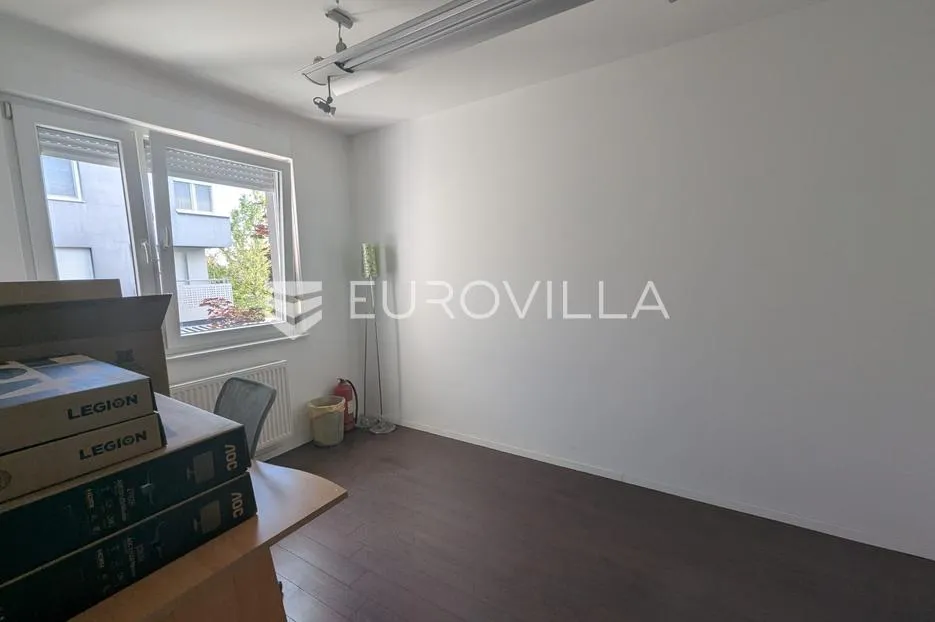 zagreb, odra, poslovni prostor/ured sa spremištem i parkingom, 68 m² - slika 2