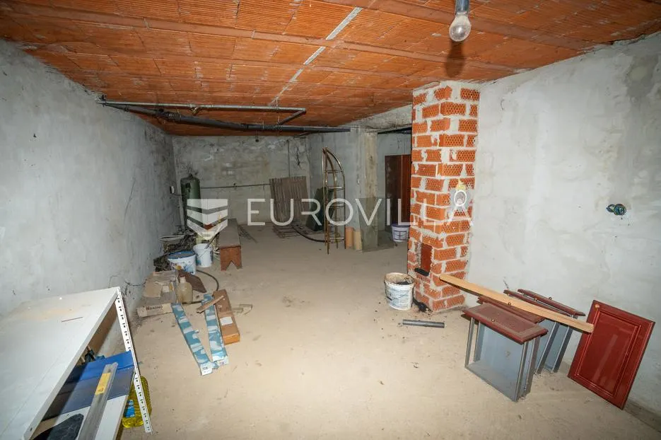 satnica đakovačka, 2 kuće 300 m² i 146 m², odlična investicija - slika 10