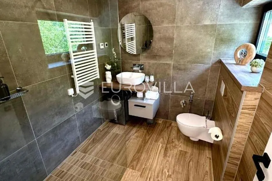 mošćenićka draga, prekrasna novo izgrađena villa s bazenom - slika 24