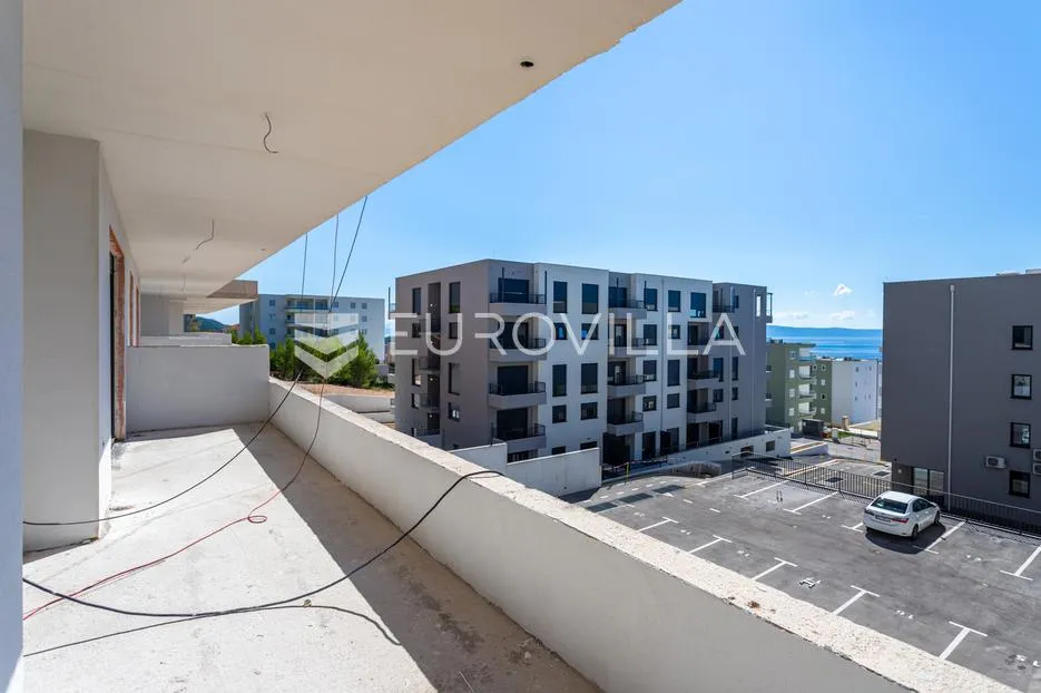 makarska, stan s pogledom na more, prenamijenjen u dva jednosobna apartmana, novogradnja - slika 12