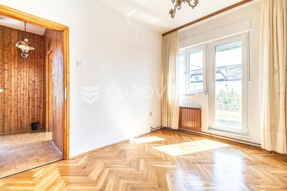 zagreb, vukomerec obiteljska kuća na tri etaže nkp 360 m2 - slika 3