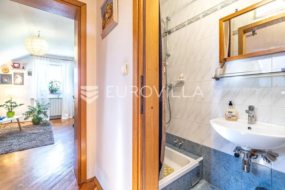 zaprešić, prekrasan dvoetažan četverosoban stan 88 m² - slika 10