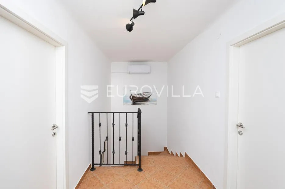 kostrena, stara primorska kuća od 150 m² u novom ruhu - slika 17