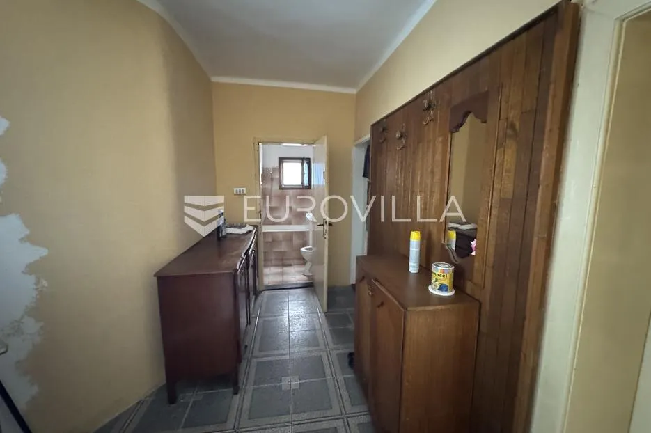đakovo, sjever, dvije kuće sa poslovnim prostorom 250 m2 - slika 6