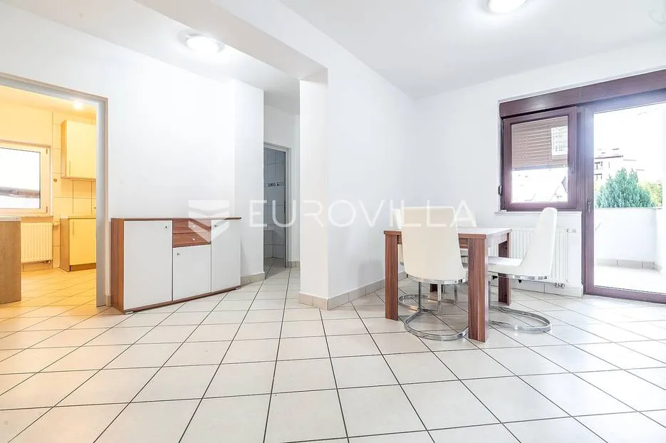 zagreb, špansko, četverosoban stan nkp 157.16 m2, terase, parking - slika 6
