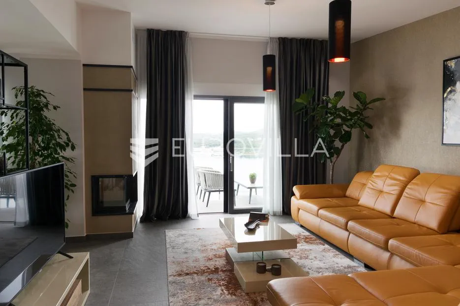 rogoznica, zatoglav, luksuzna vila s bazenom, 330 m2 - slika 4
