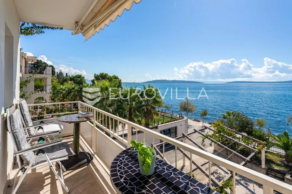 kaštel stari, dvosoban stan prvi red do mora od 15. rujna 2026. godine - slika 13