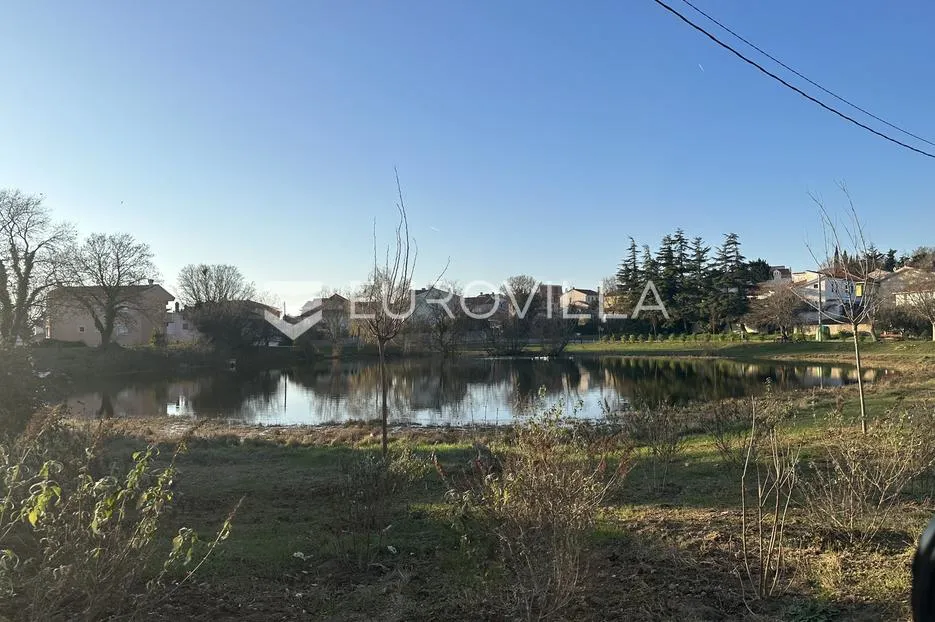 istra, medulin, trosoban stan u suteranu nkp 76 m2, novija zgrada - slika 10