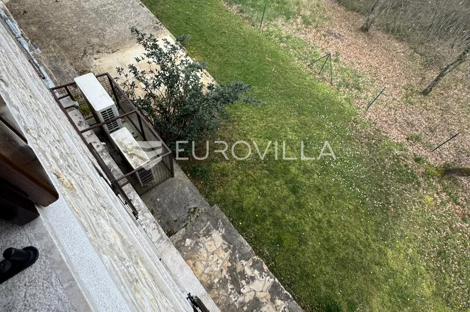 istra, kringa, prostrano imanje 4ha za konjički turizam s kućom za odmor s bazenom - slika 14