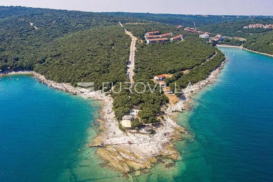 Istra, Krnica, građevinsko zemljište turističke namjene (T2) - Kavran