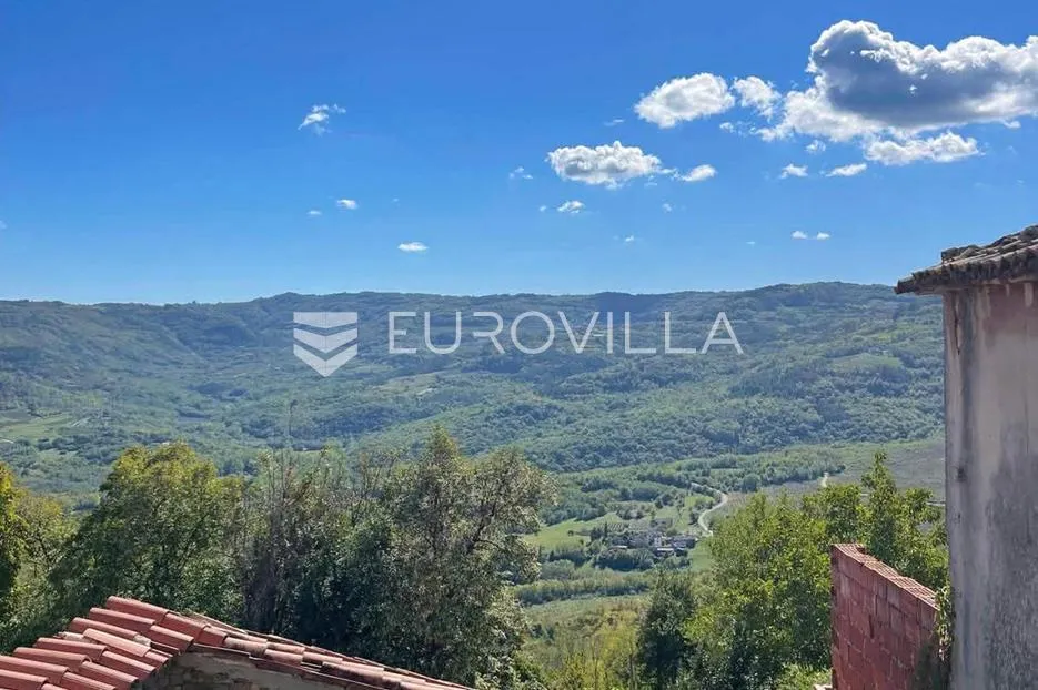 istra, motovun, kamena kuća za adaptaciju s dvorištem i poslovnim prostorom - slika 6