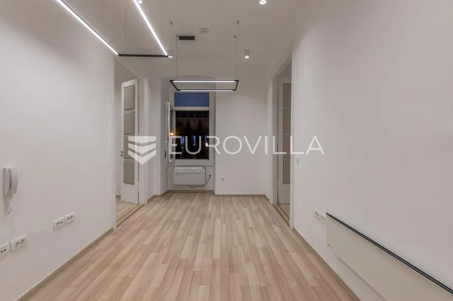 rijeka, centar, luksuzno uređen poslovni prostor 87 m² - slika 7
