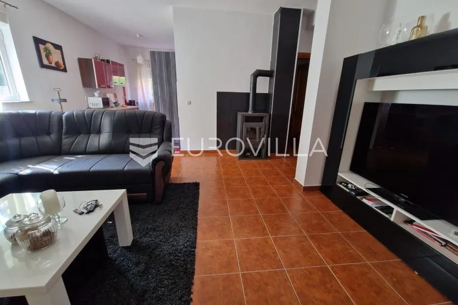 vir, 100m od mora, kuća s 4 apartmana i pogledom na more - slika 69