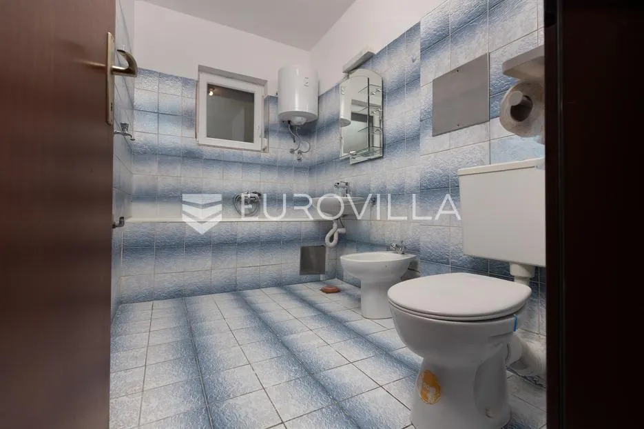 rijeka, kostrena, četverosoban stan 82 m² sa dva balkona i pogledom na more - slika 18