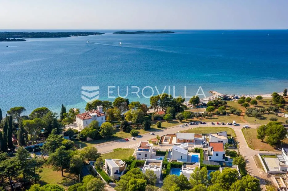 istra, fažana, eksluzivna vila s pogledom na more, 150 m od plaže - slika 27