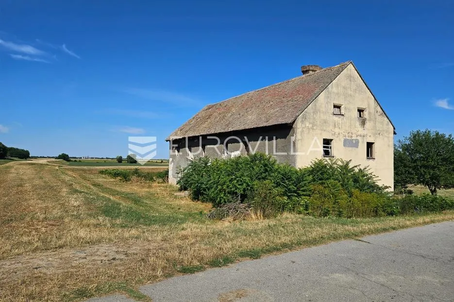Branjina, stari mlin površine 900 m² - Branjina, Popovac