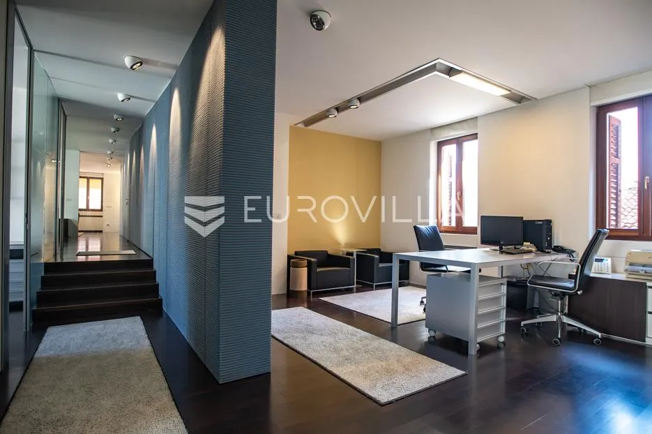 istra, rovinj, prostran poslovni 171 m2 prostor u centru grada - slika 23