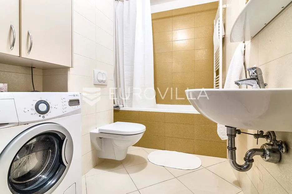 srednjaci, prekrasan dvosoban stan 56 m² - slika 7