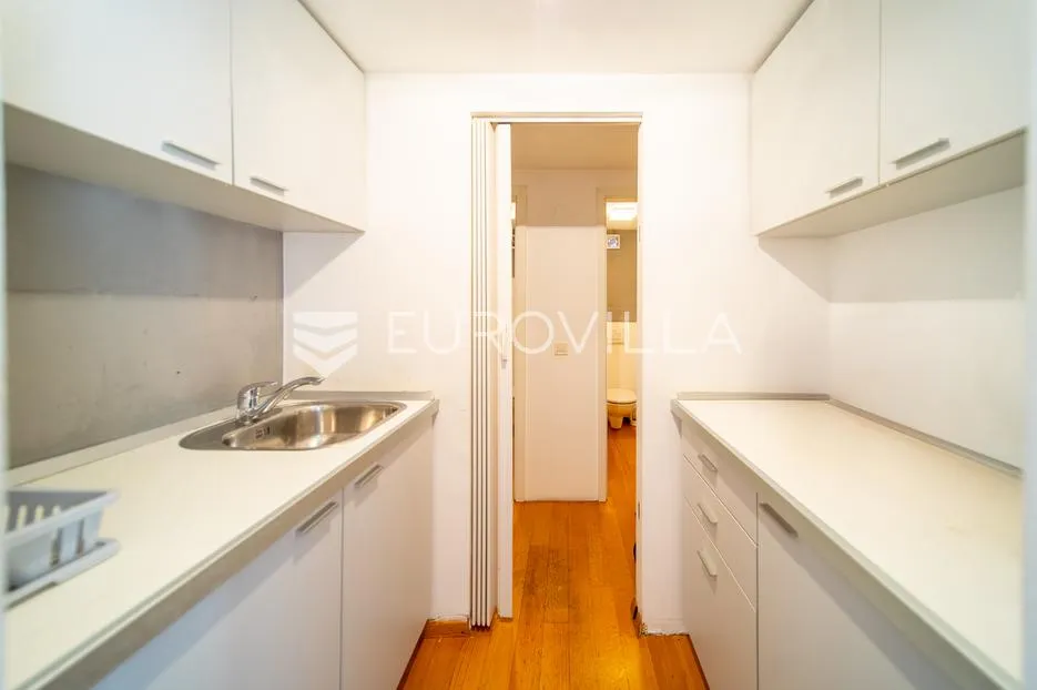 zagreb, ilica uređen poslovni prostor 132,95 m² - slika 4