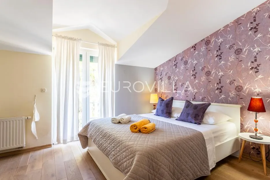 brač, supetar, kuća ukupne površine 372 m² na zemljištu površine 411 m² - slika 14