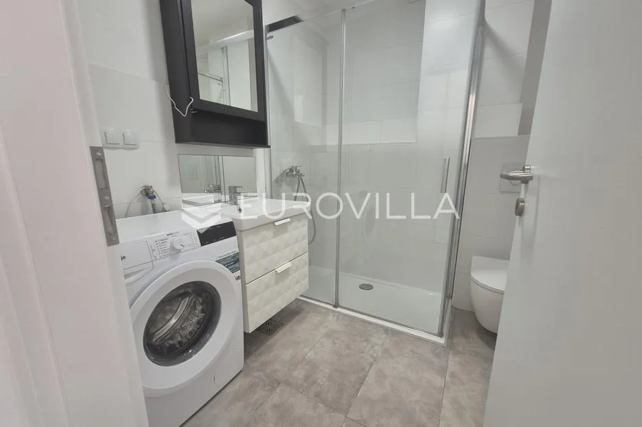 zagreb, mlinovi, garsonijera 34 m² - slika 5