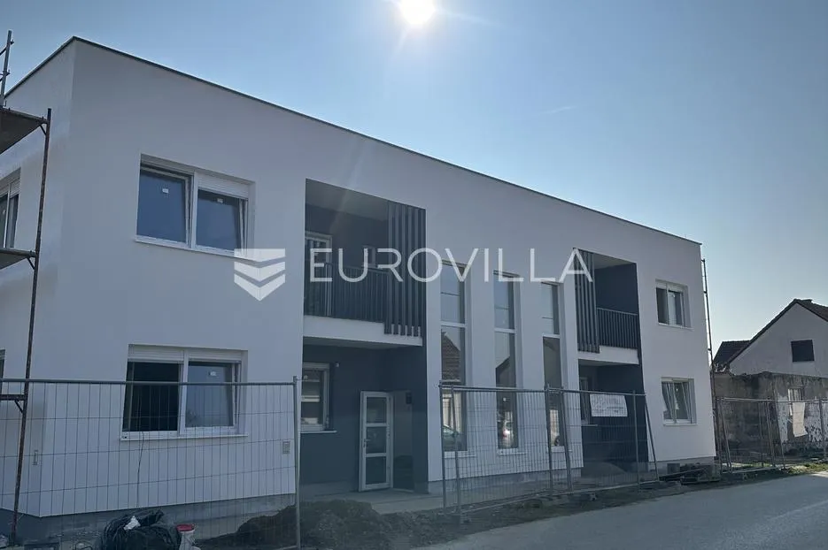 Vukovar Mitnica Novogradnja, trosoban stan 73,12 m² u prizemlju s lođom i parkingom