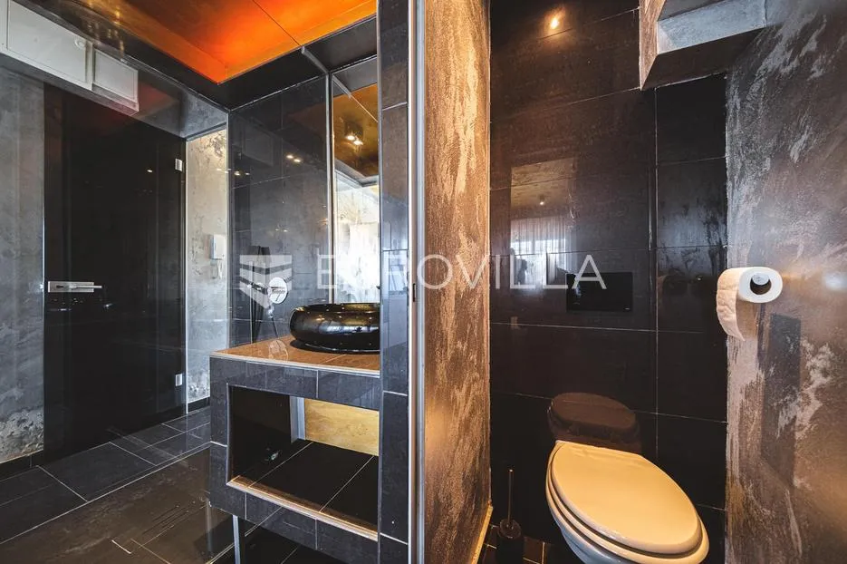 zagreb, cvjetni trg, pješačka zona, novouređeni stan 39 m² - slika 7