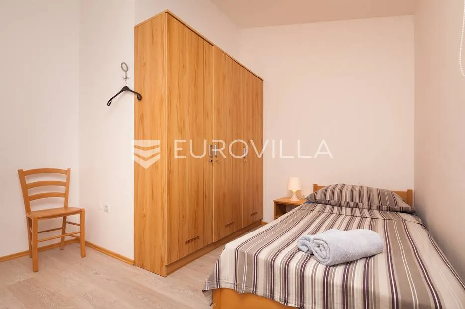 istra, banjole, prostrana stambeno poslovna kuća za odmor, 750 m², parcela 1370 m² - slika 50