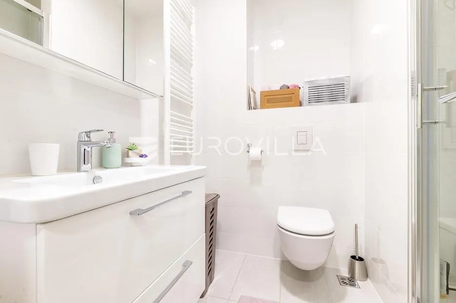 zagreb, vmd strojarska, prekrasan peterosoban stan s garažom nkp 140m2 - slika 11