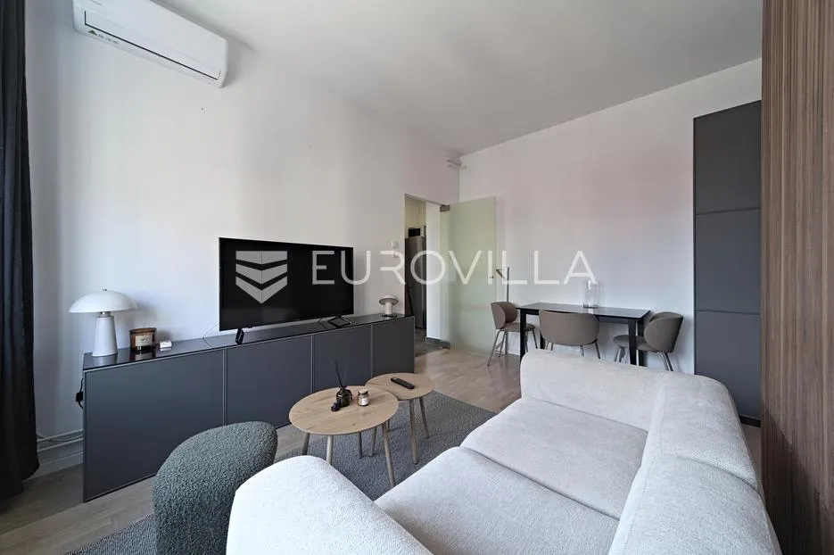 osijek, centar, iznajmljuje se dizajnerski stan površine 40 m² - slika 2