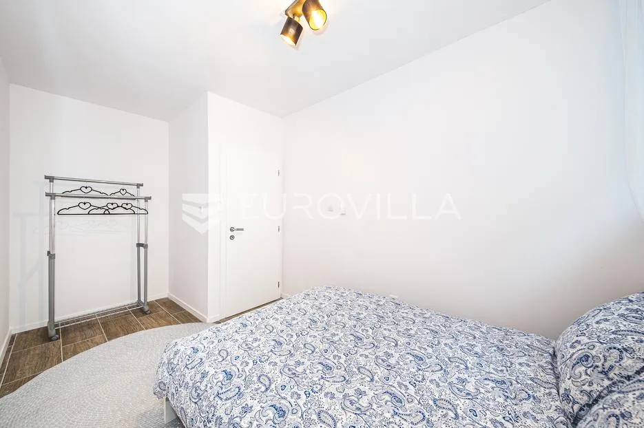 zagreb, donji grad, moderan trosoban stan 68 m² - slika 10