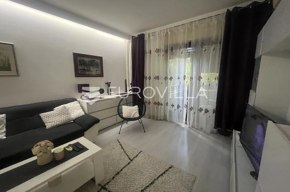 slavonski brod, naselje slavonija stan 82 m² prvi kat - slika 5